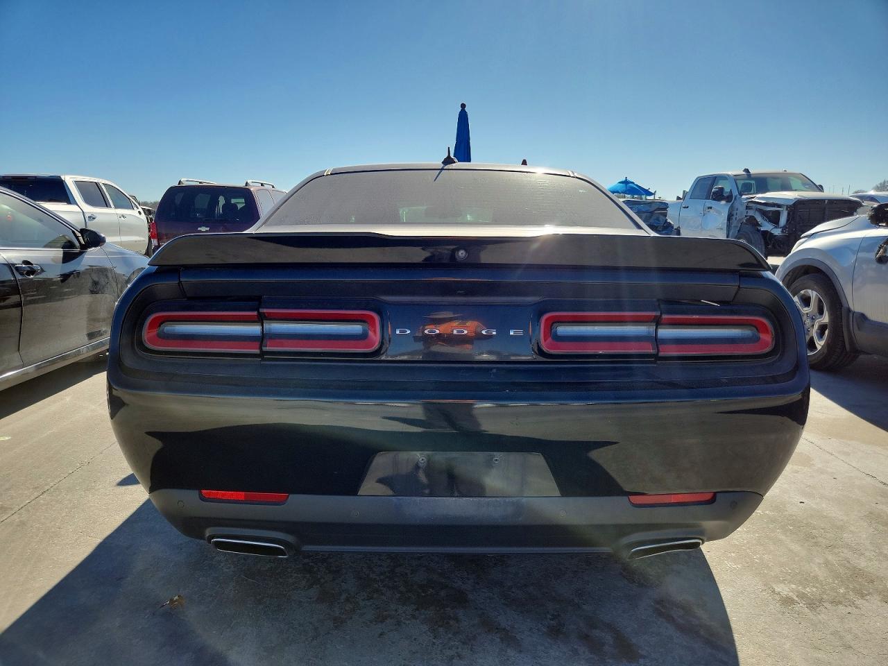 2017 Dodge Challenger sxt