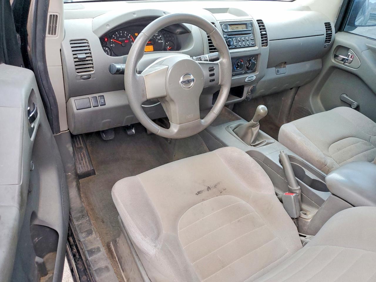 2006 Nissan Frontier King cab xe