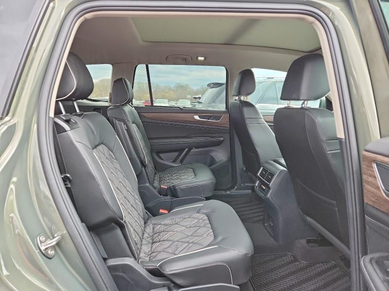 2025 Volkswagen Atlas sel Premium R-line