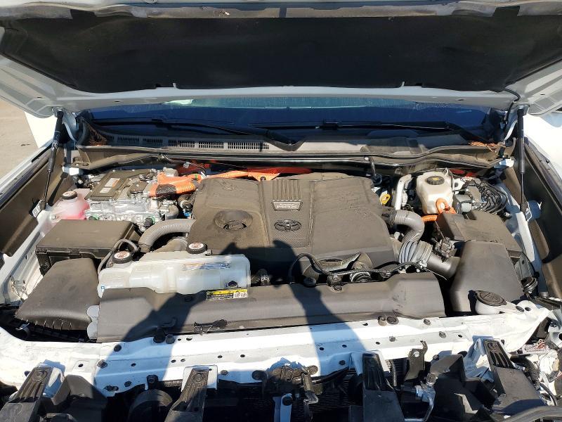 2024 Toyota Tundra Platinum HV