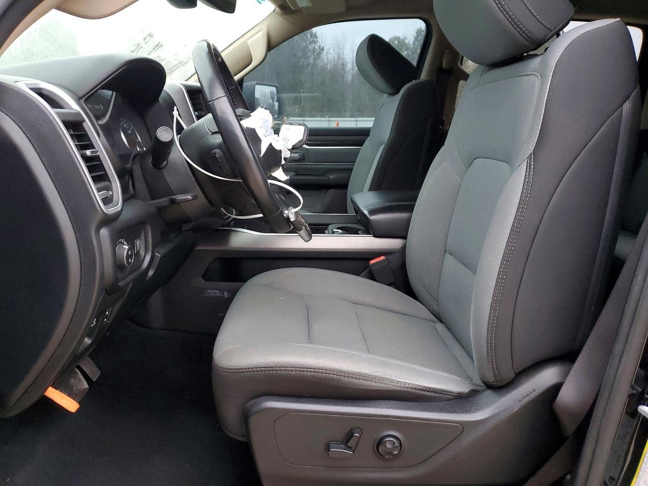 2020 Dodge Ram 1500 big Horn/lone Star