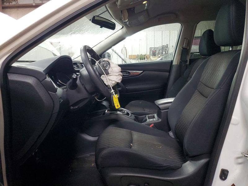 2017 Nissan Rogue sv