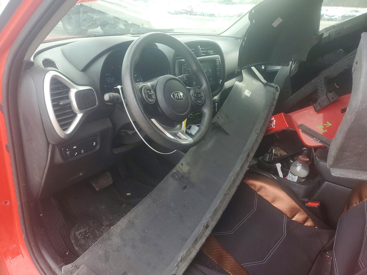 2021 KIA Soul lx