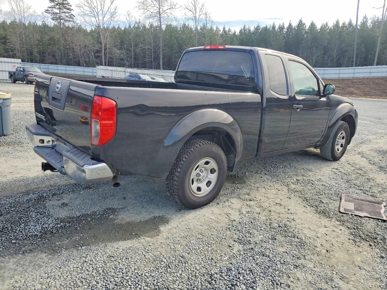 2012 Nissan Frontier s