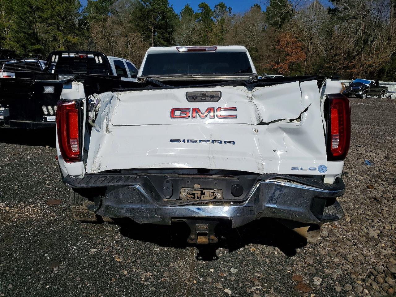 2022 GMC Sierra C3500 sle