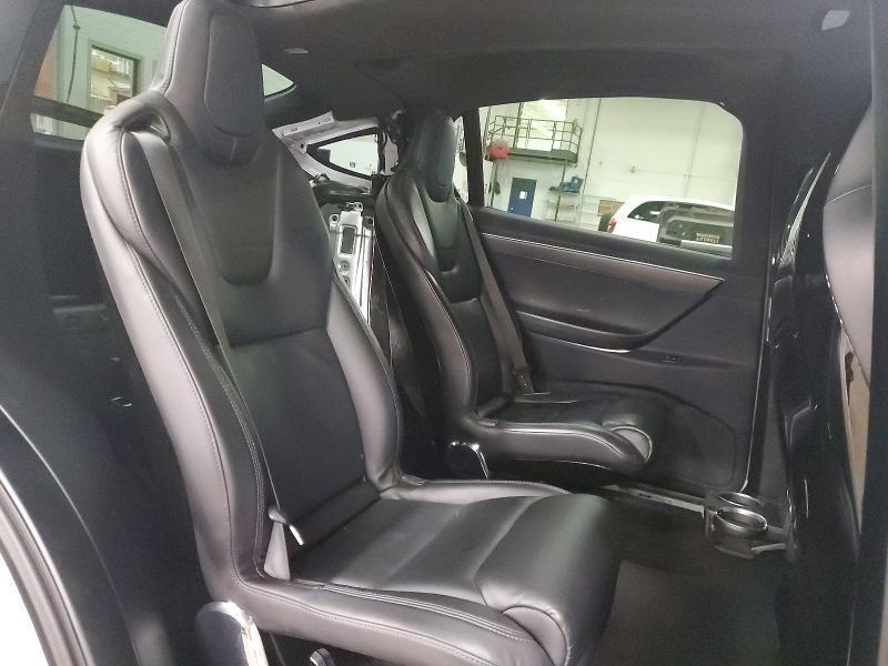 2017 Tesla Model x