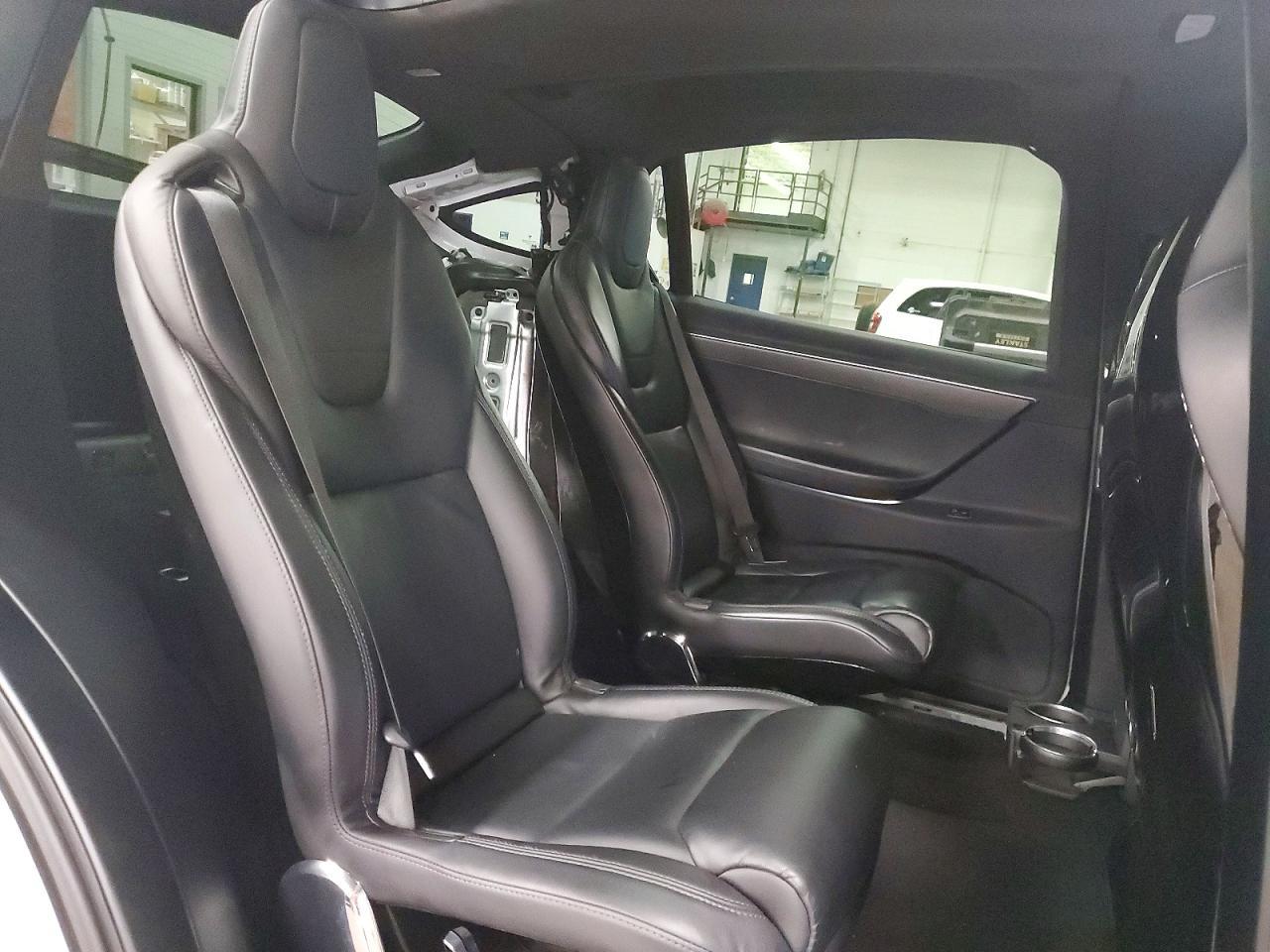 2017 Tesla Model x