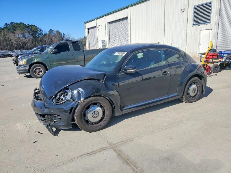 2013 Volkswagen Beetle