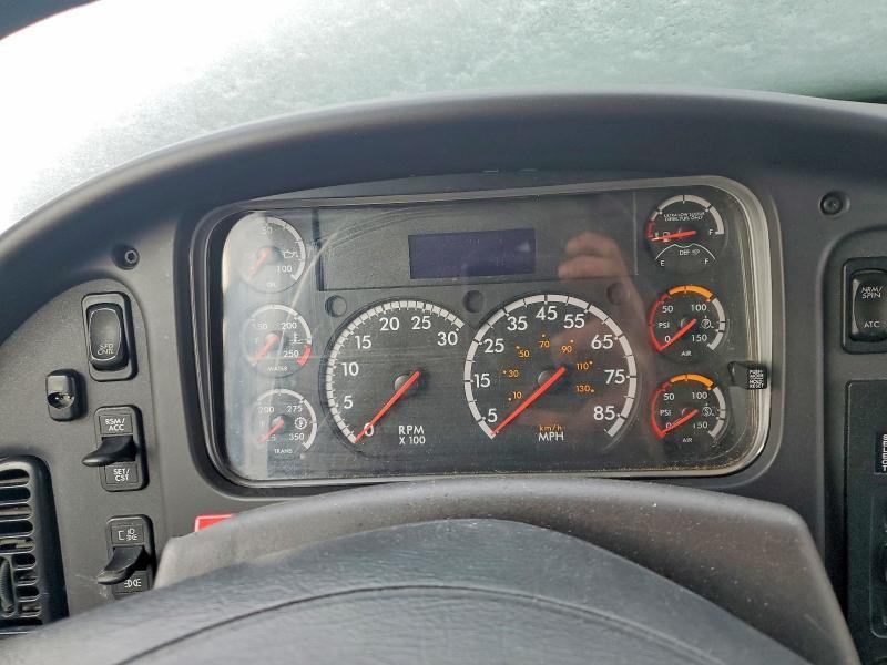 2018 Freigliner 2018 Freightliner Business Class M2 Refrigerated B