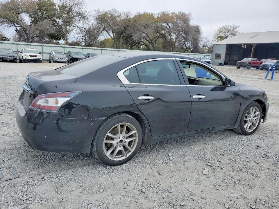 2014 Nissan Maxima s