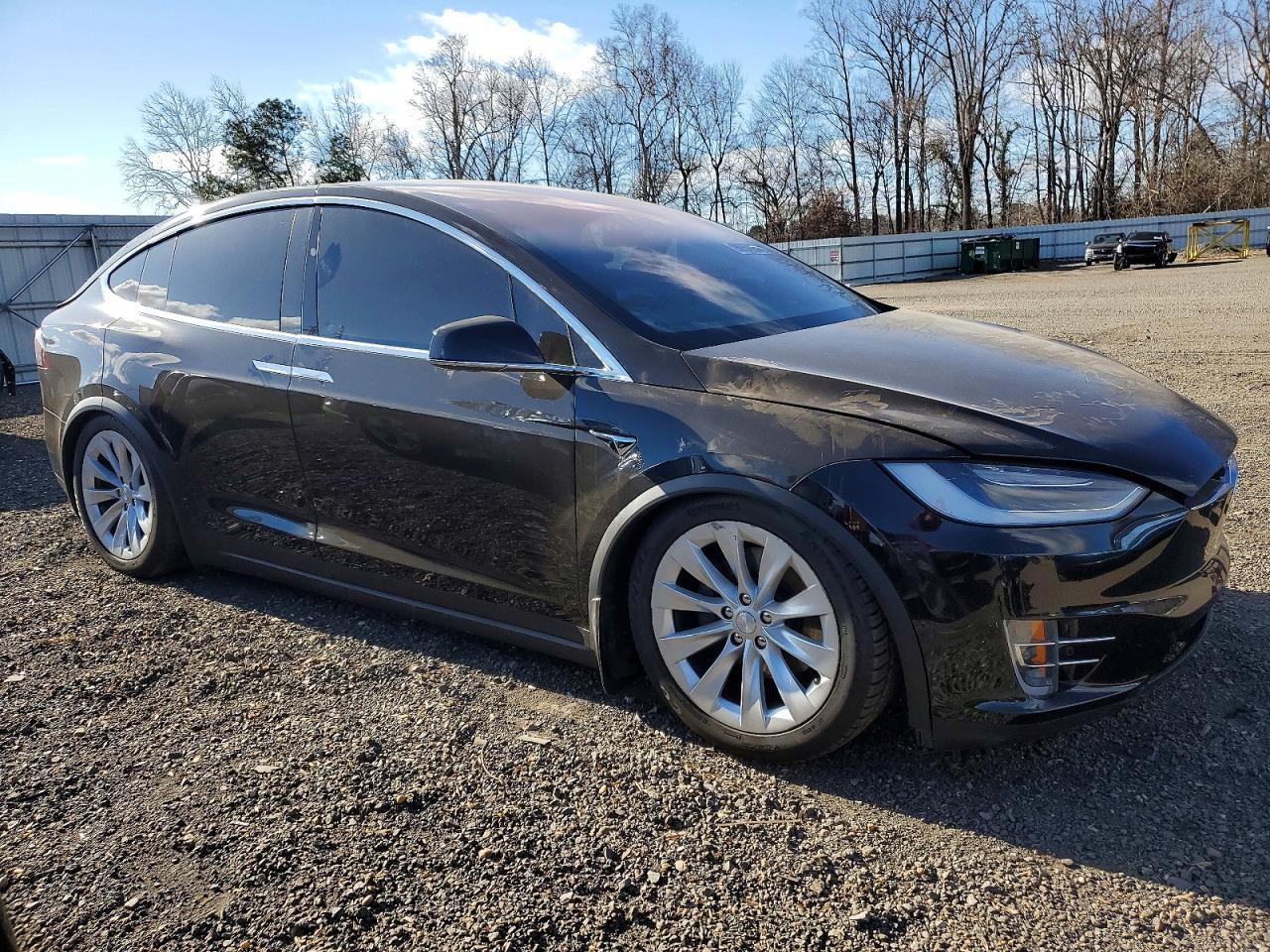2017 Tesla Model x