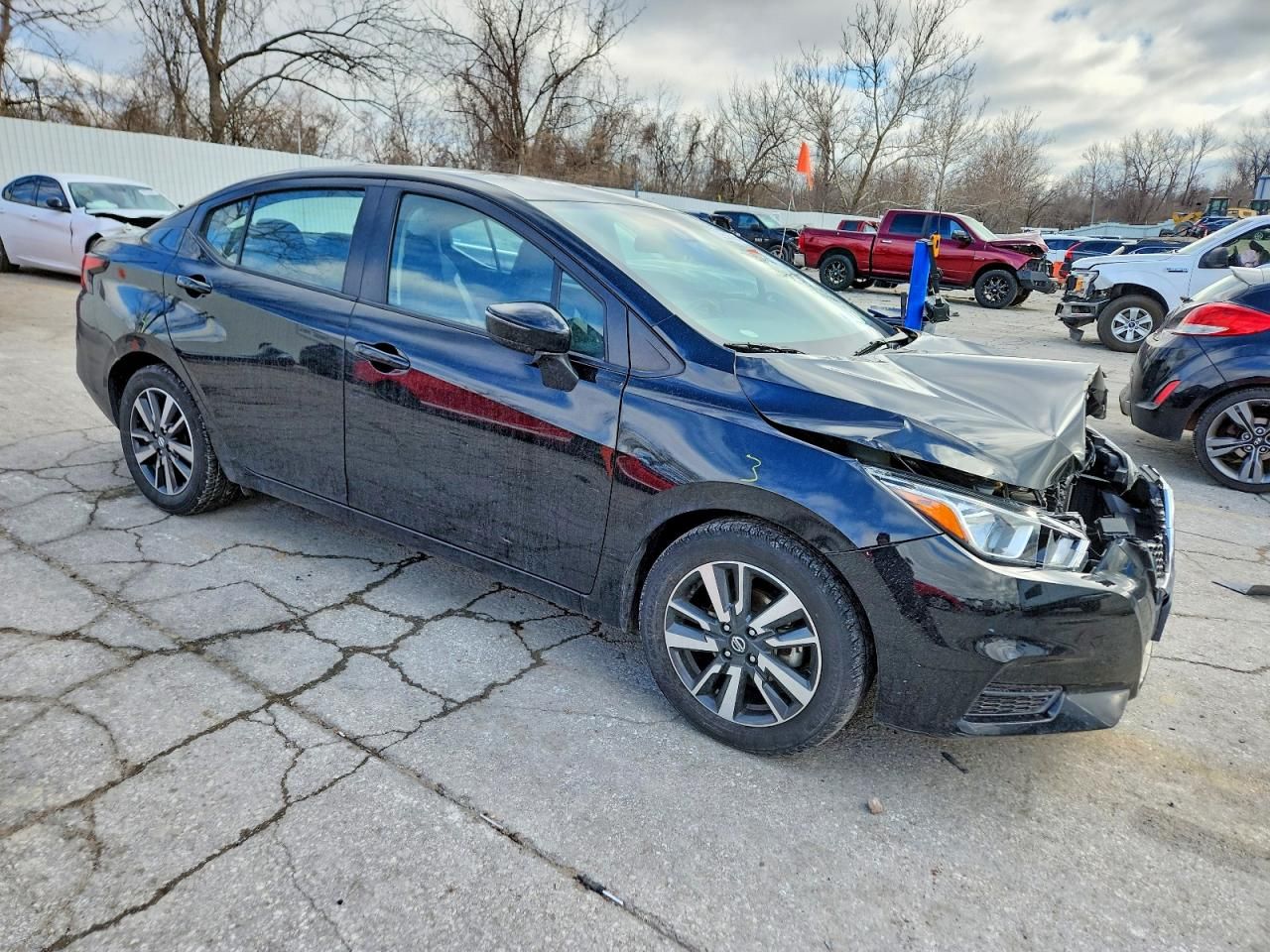 2021 Nissan Versa sv