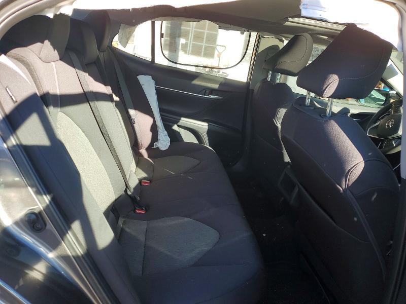 2024 Toyota Camry Hybrid le