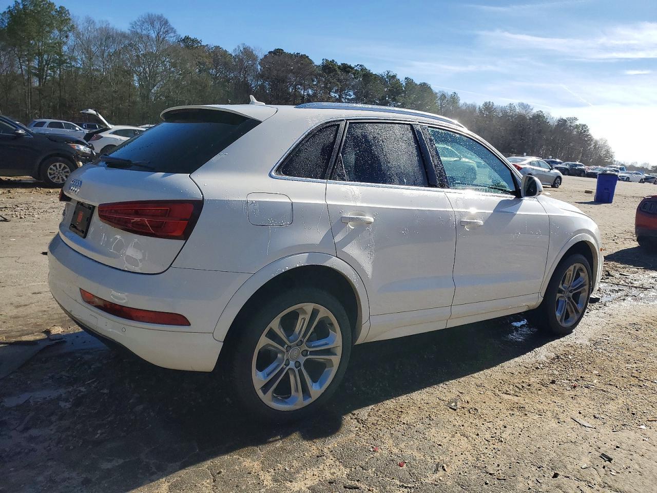 2016 Audi Q3 Premium Plus