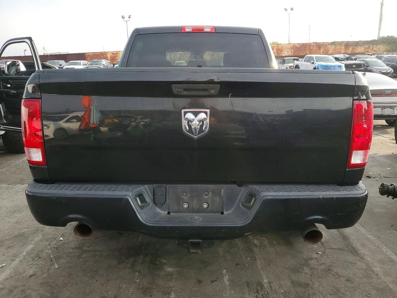 2016 Dodge Ram 1500 st