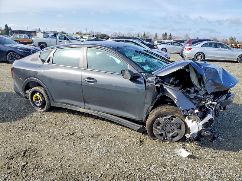 2025 KIA K4 lx