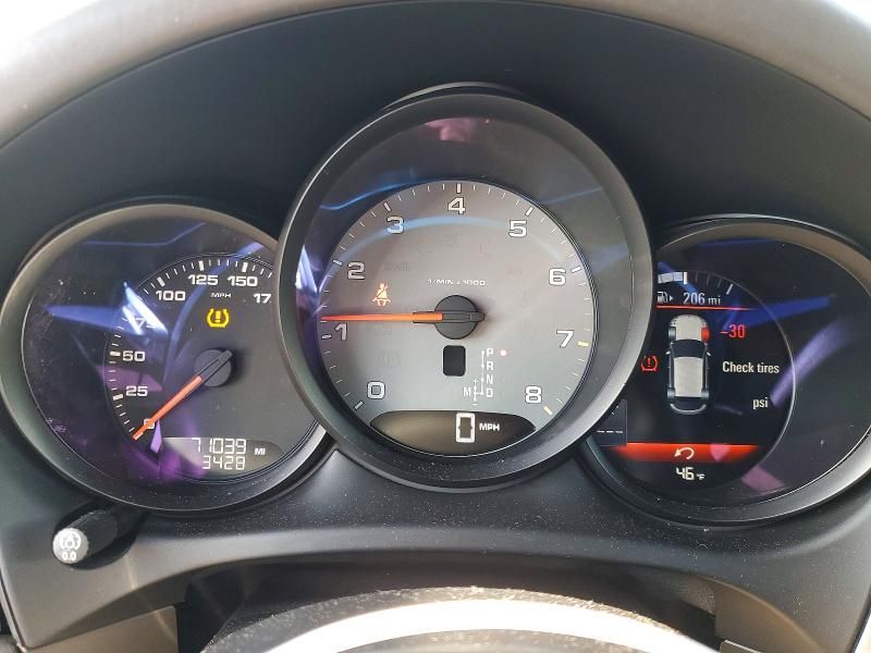 2015 Porsche Macan s