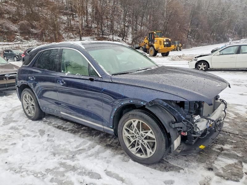 2024 Genesis Gv70 Base