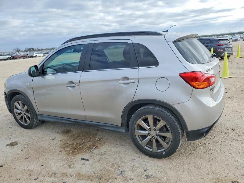 2013 Mitsubishi Outlander Sport le