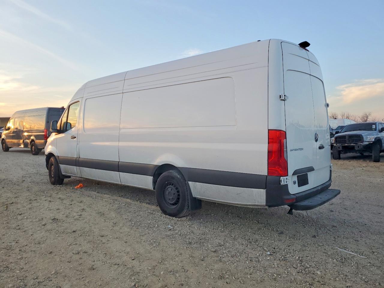 2024 Mercedes-Benz Sprinter 2500