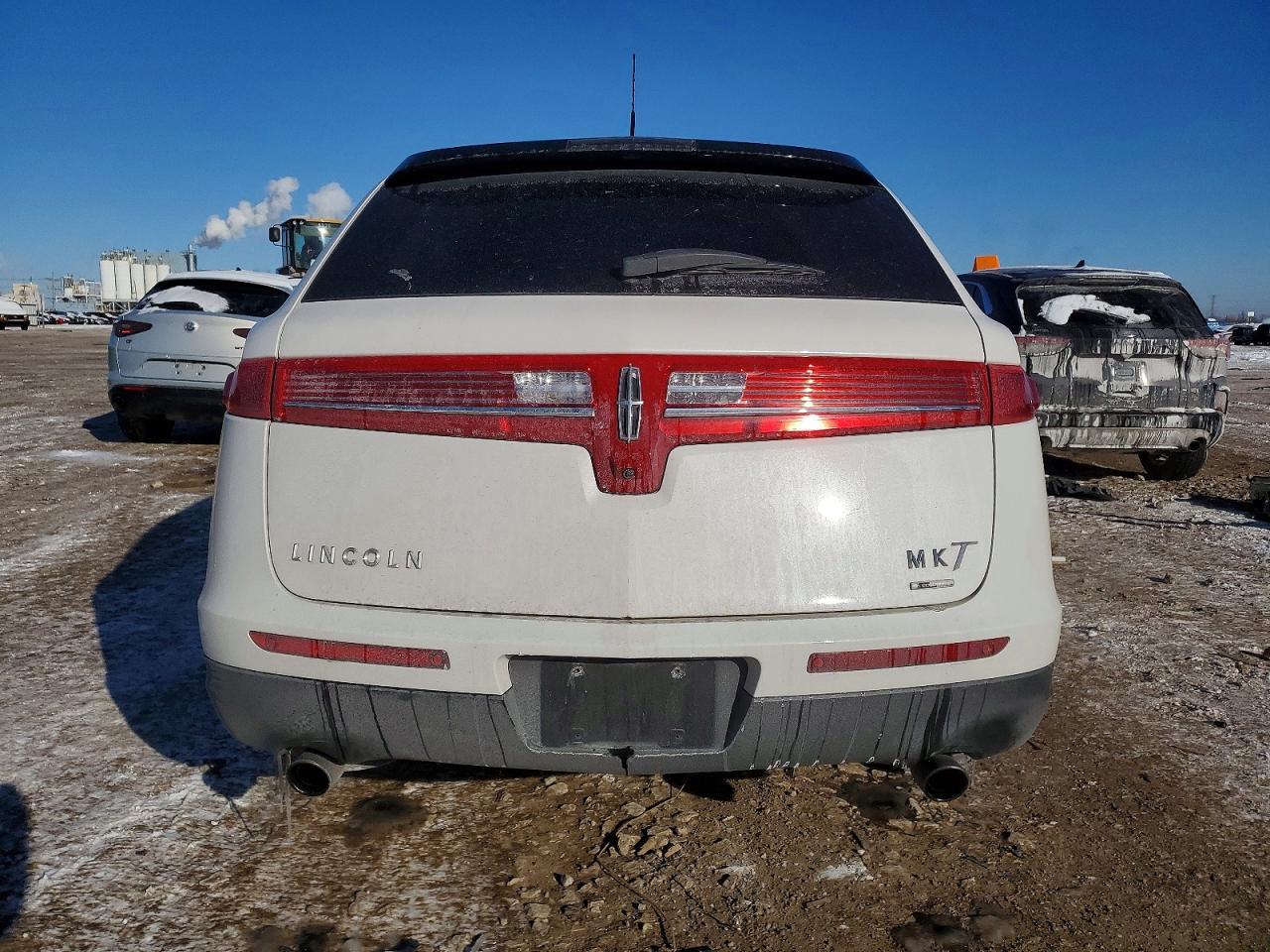 2013 Lincoln MKT