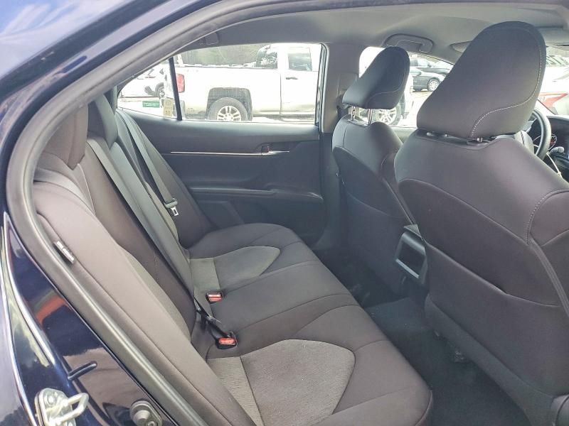 2021 Toyota Camry le