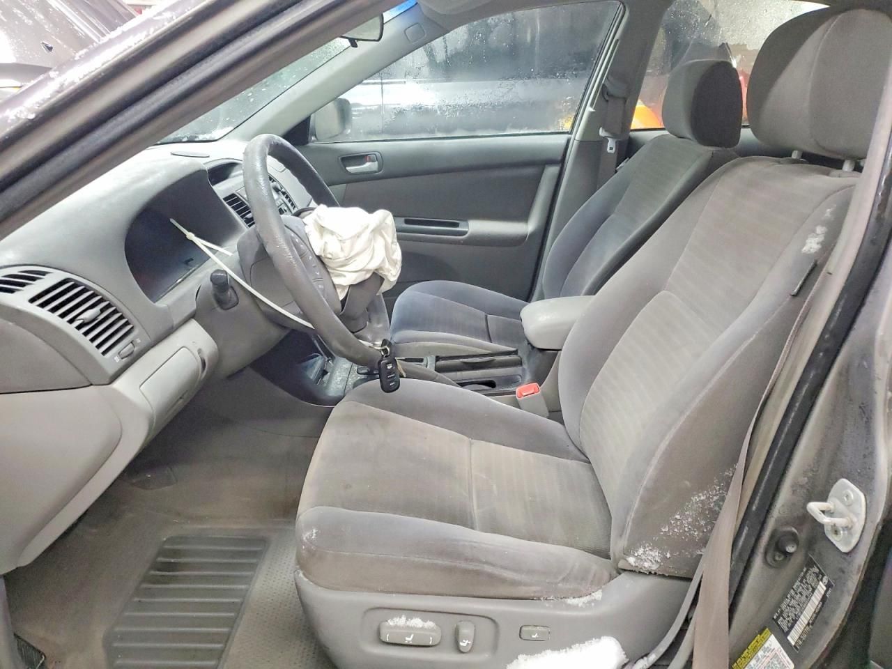 2006 Toyota Camry le
