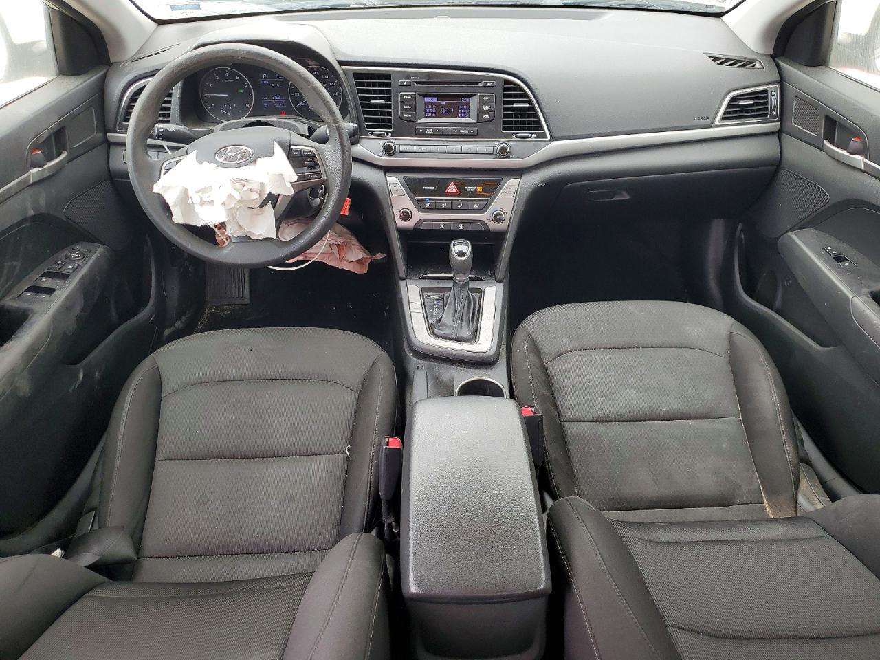 2018 Hyundai Elantra se