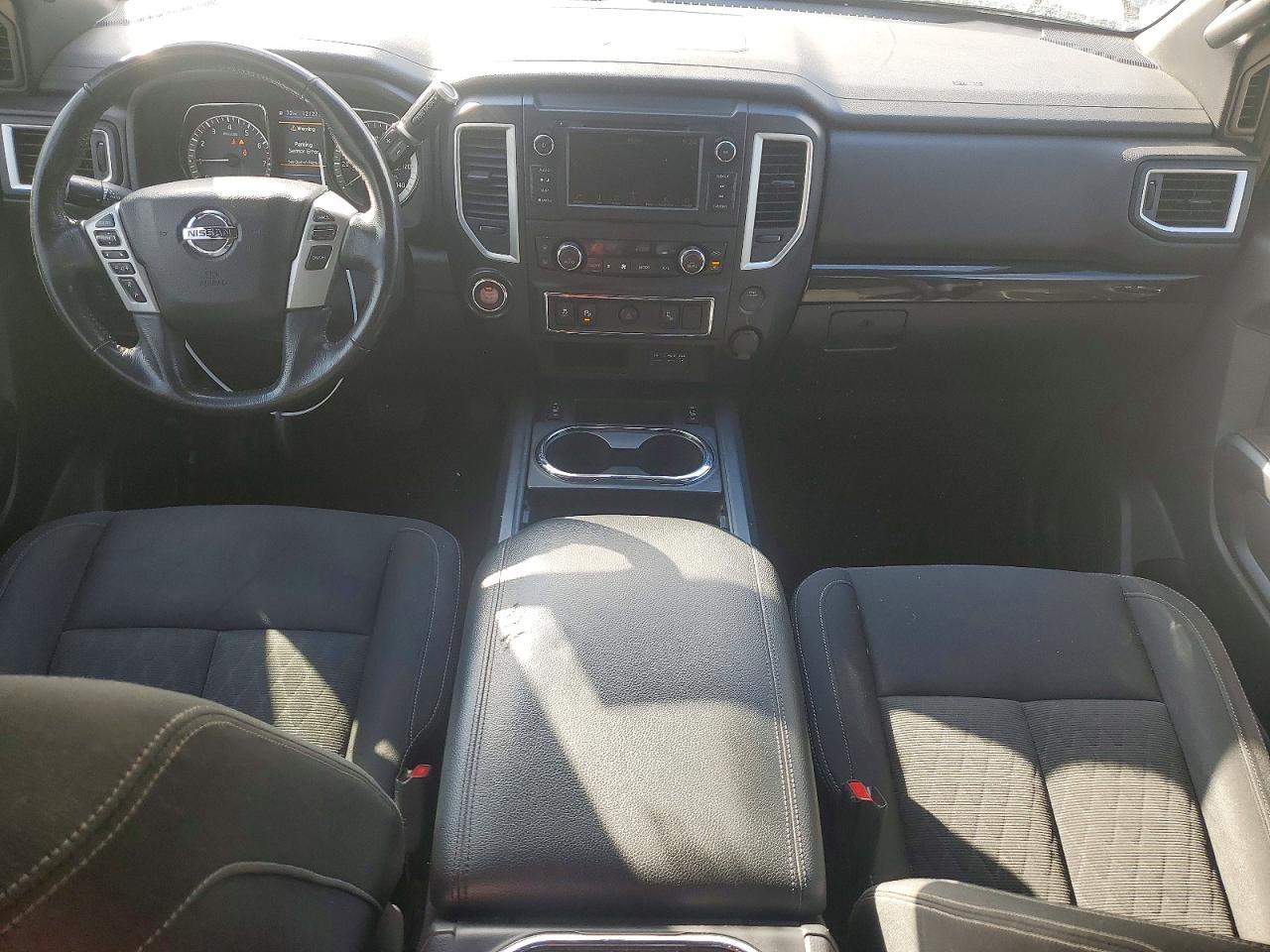 2019 Nissan Titan SV