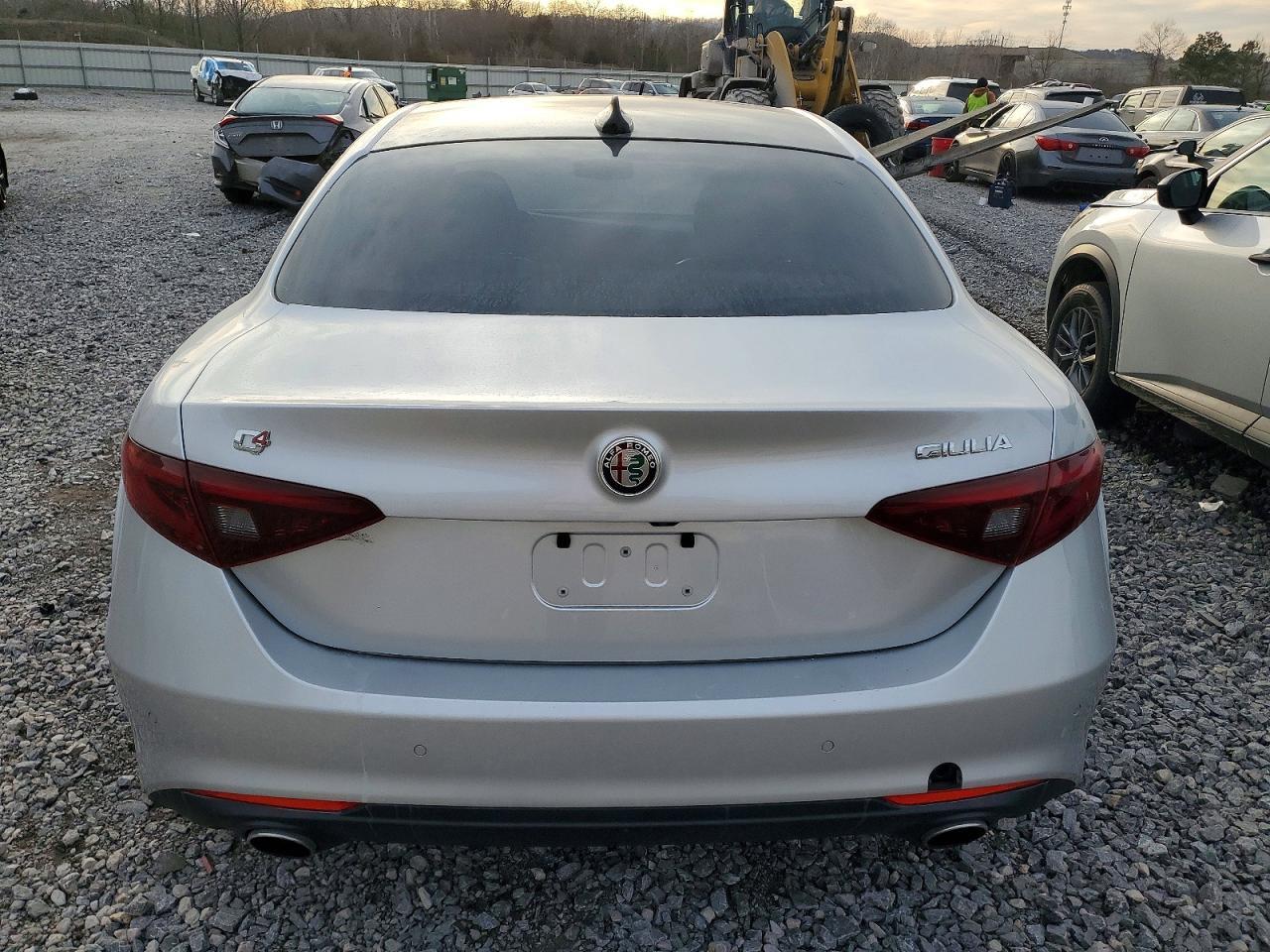 2017 Alfa Romeo Giulia Q4