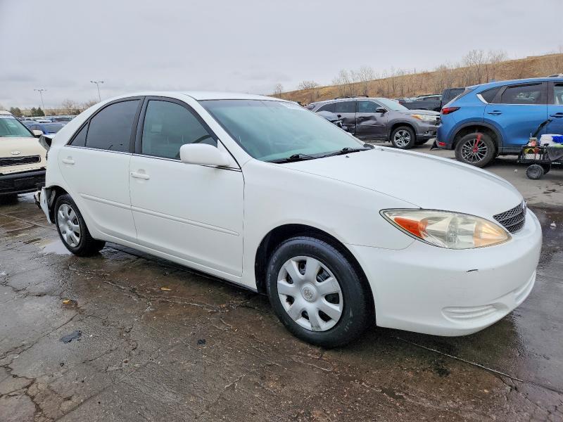 2004 Toyota Camry le