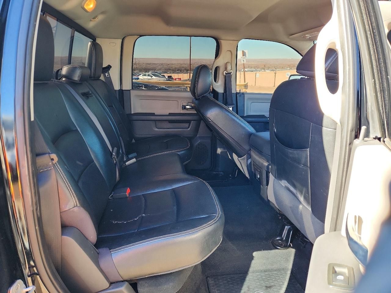 2012 Dodge Ram 1500 slt