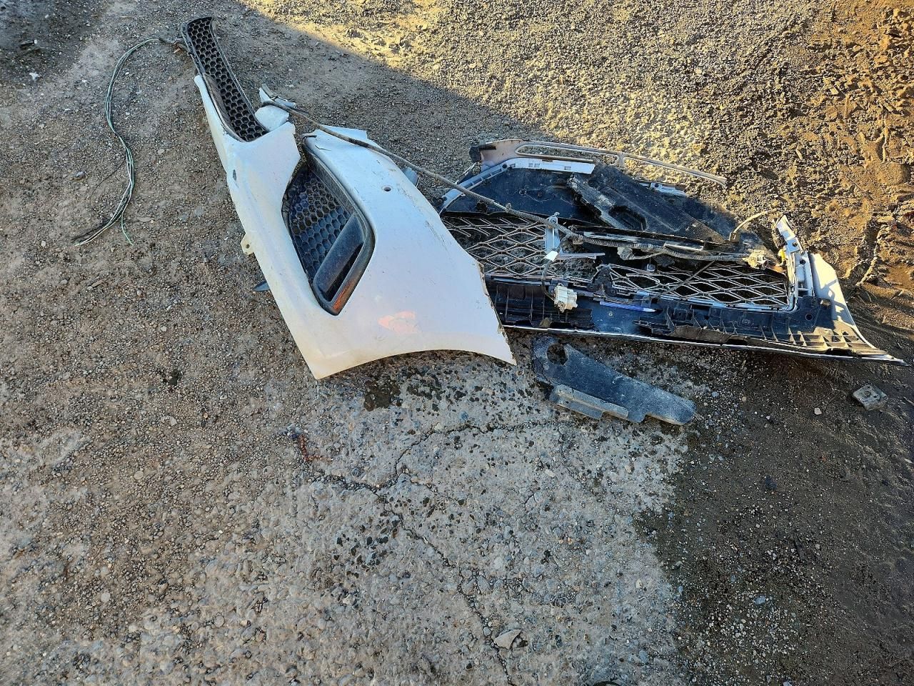 2019 Genesis G80 Base