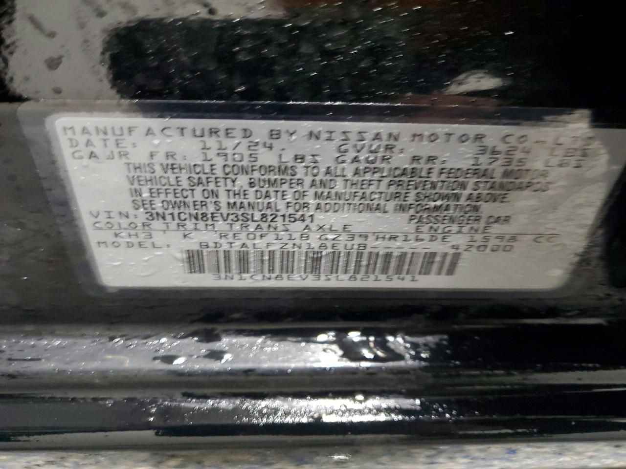 2025 Nissan Versa sv