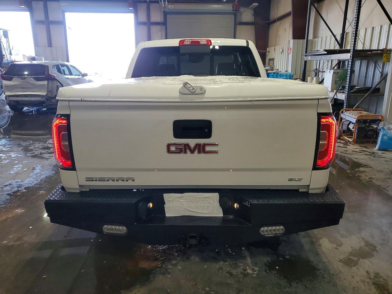 2018 GMC Sierra K1500 SLT