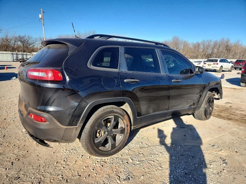 2016 Jeep Cherokee Sport