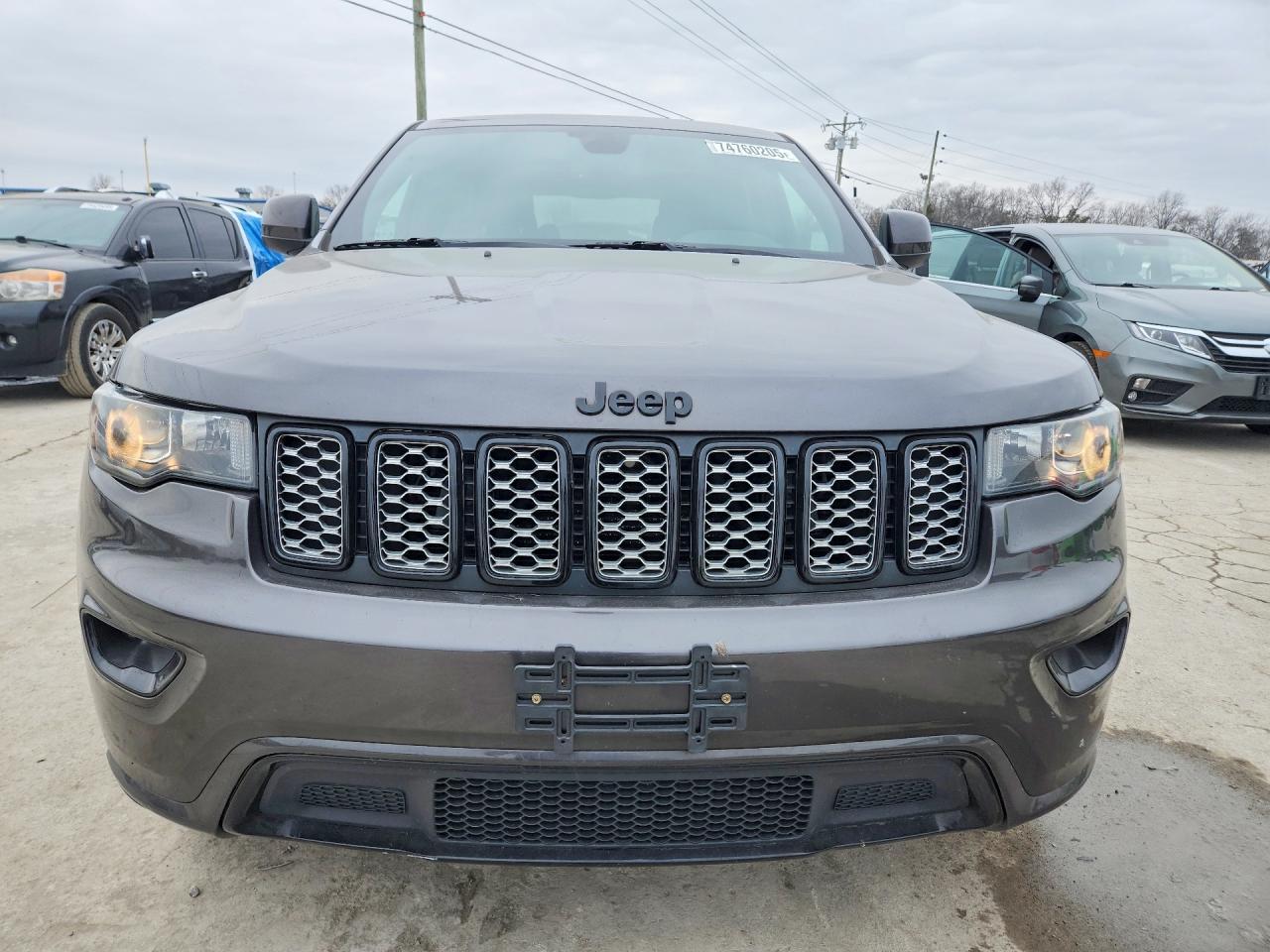 2019 Jeep Grand Cherokee Laredo