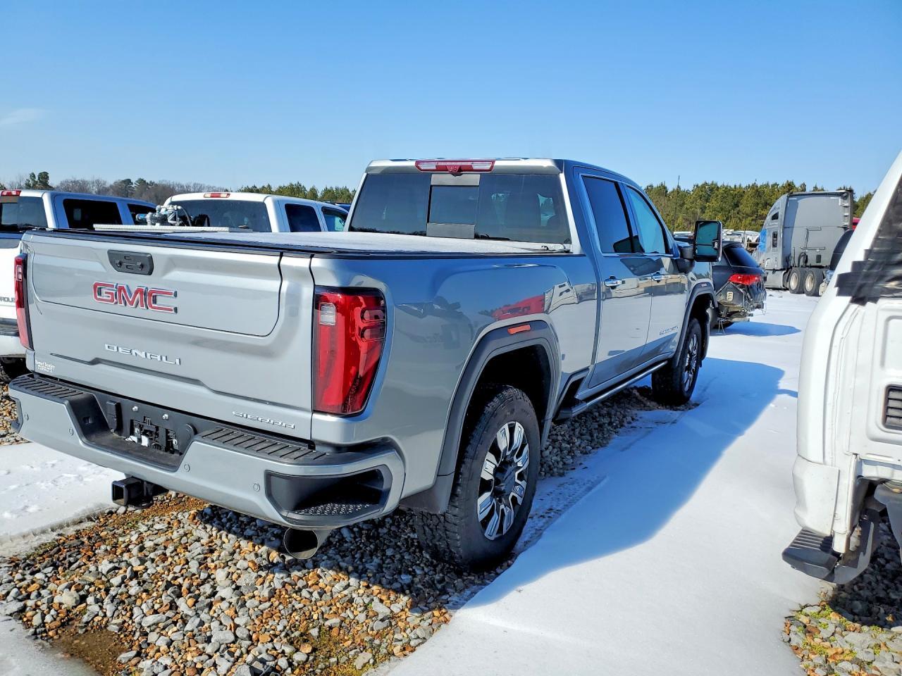 2025 GMC Sierra K2500 Denali