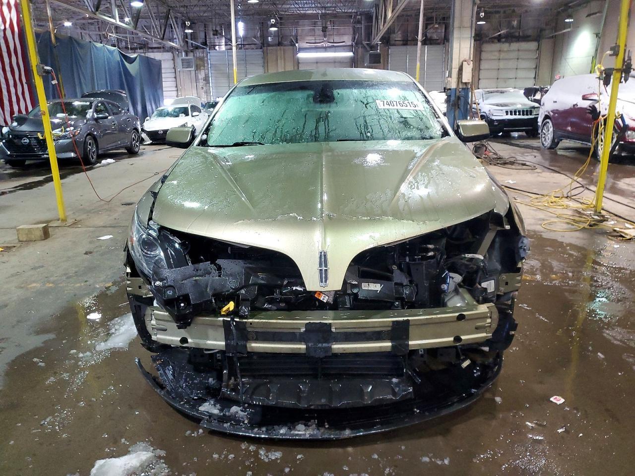 2013 Lincoln MKS