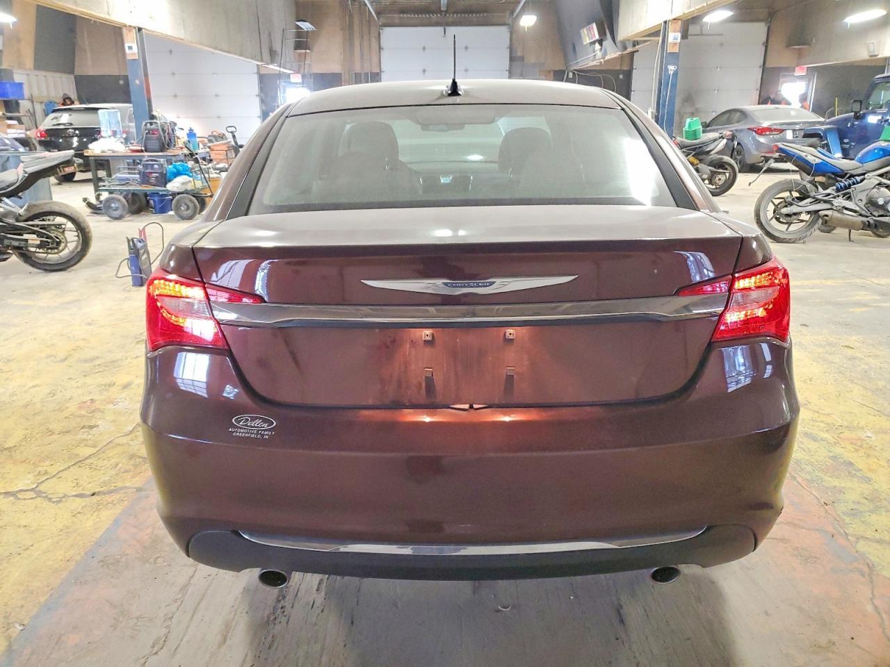 2013 Chrysler 200 Limited