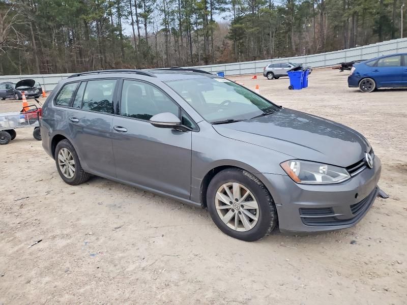 2017 Volkswagen Golf Sportwagen s
