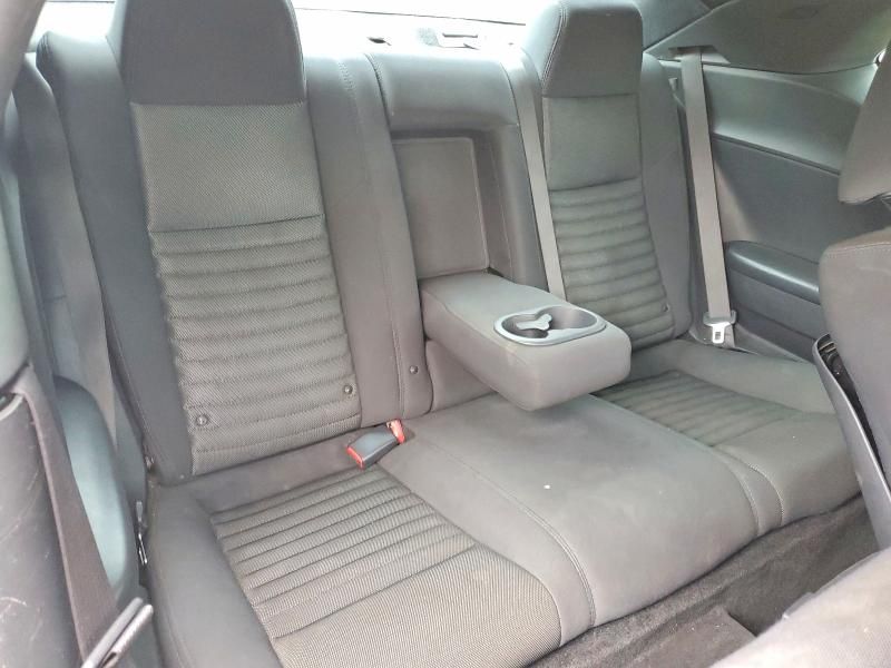 2013 Dodge Challenger sxt