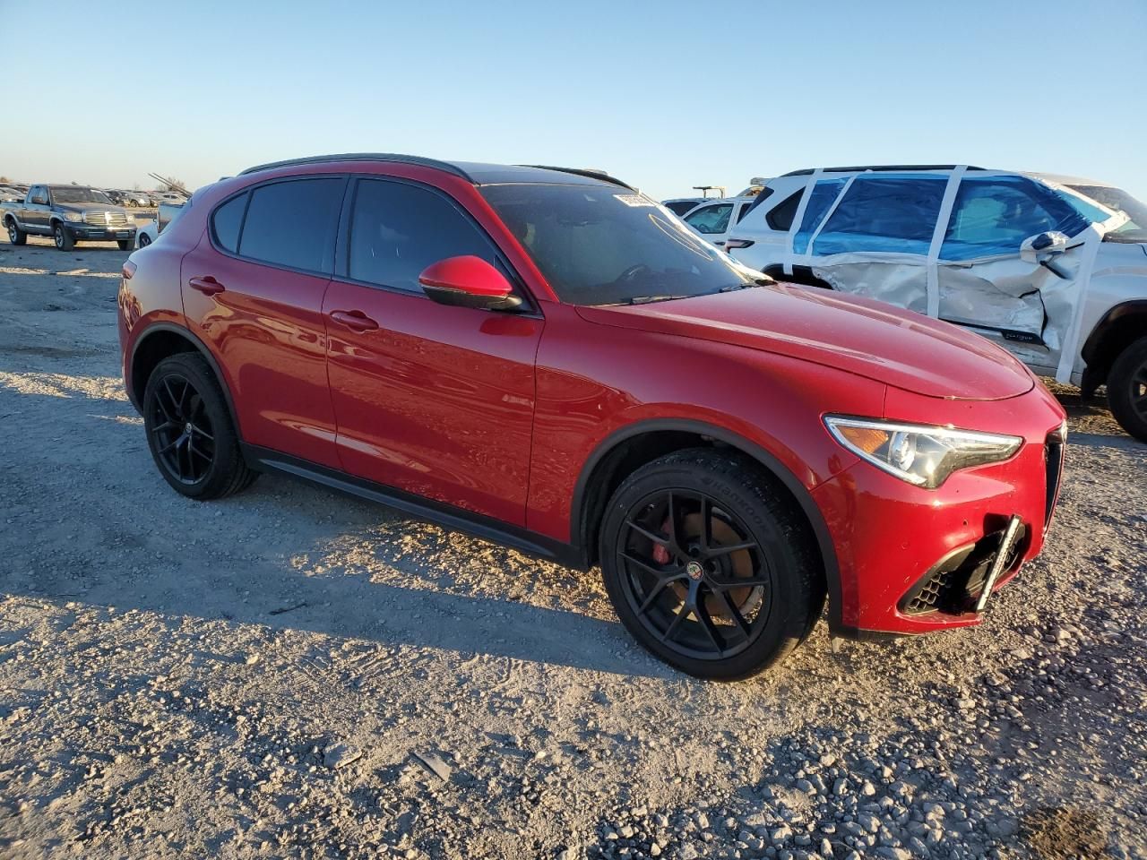 2018 Alfa Romeo Stelvio ti Sport