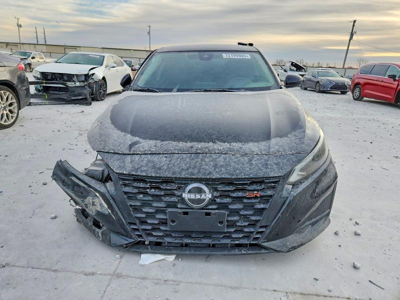 2023 Nissan Altima sr