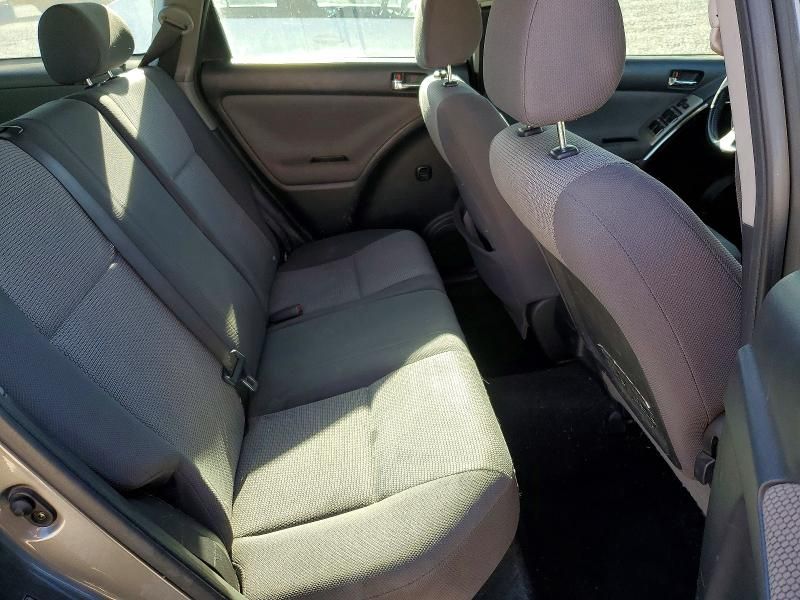 2005 Toyota Corolla Matrix xr