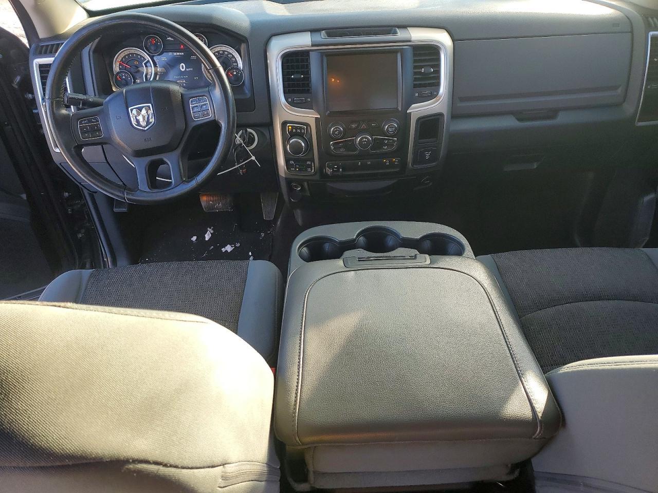 2014 Dodge RAM 1500 SLT