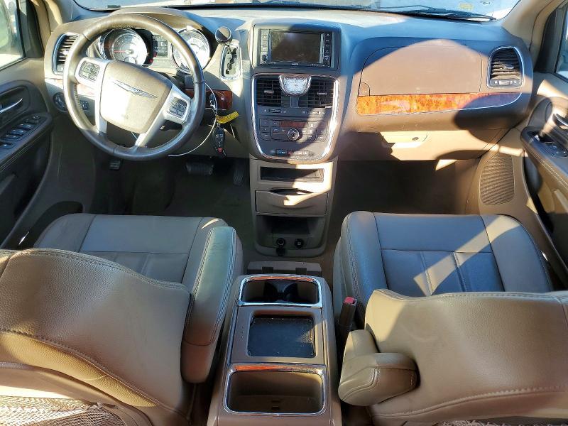 2015 Chrysler Town & Country Touring