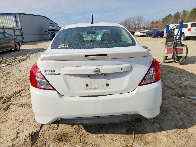 2016 Nissan Versa s