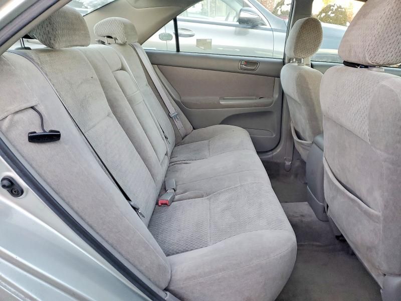 2002 Toyota Camry le
