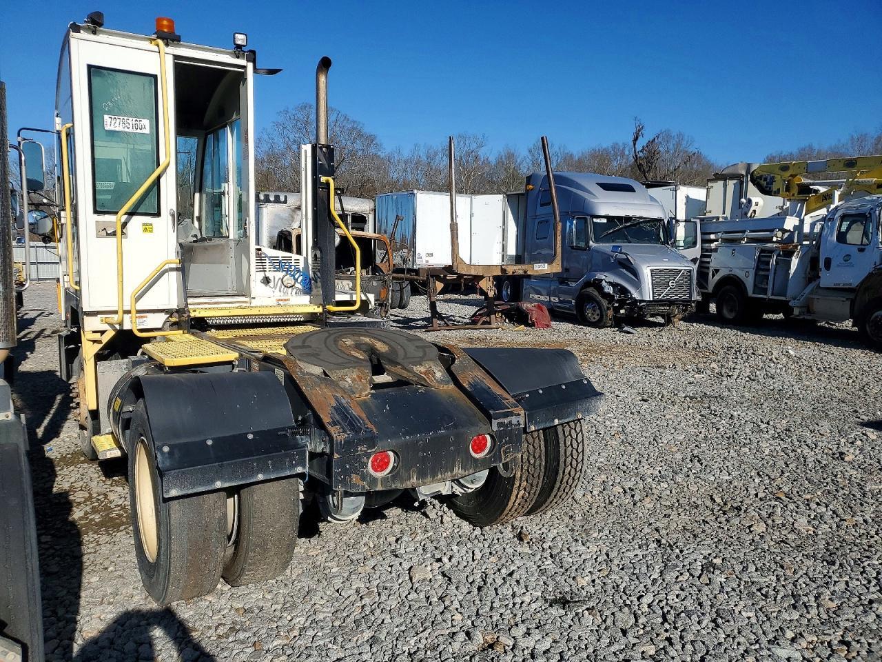 2020 Autc Xspotter O-Yard Truck